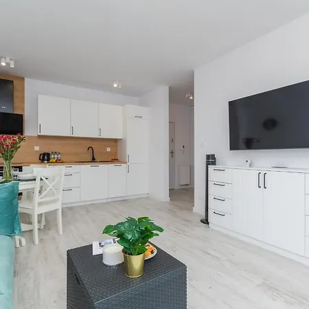 Mierzeja - Baltic Twins, * シュトゥトボ